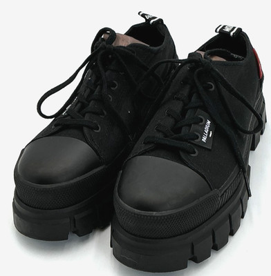 Palladium Revolt Lo TX Women's Size 7.5 Black Platform Shoes NWOB