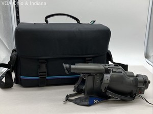 Vintage Sony Handycam Video Camcorder With Bag & Battery
