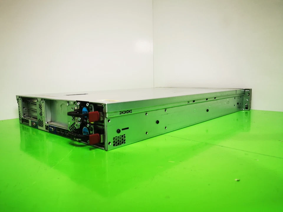 HP ProLiant DL380P G8 Rack Server Xeon E5-2640 V2 x2 128GB RAM - P420i  - 16x2.5 - Image 4 of 4