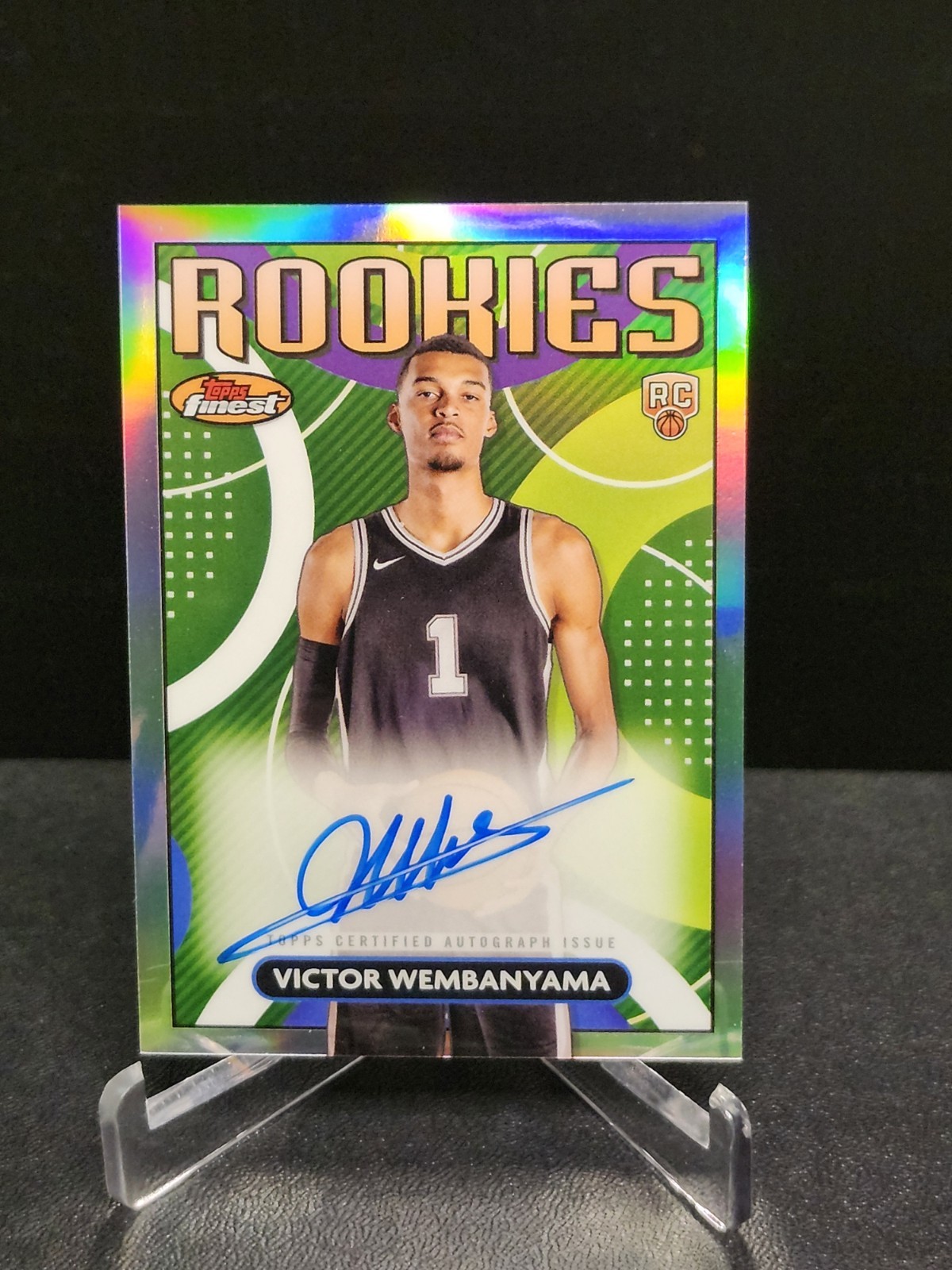 2023-24 Topps Finest Victor Wembanyama Rookie Auto On Card RC Rookies