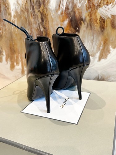 $1590 NEW Tom Ford Black Open Front Self Tie Pointed Bootie Boots 39 - Picture 5 of 6
