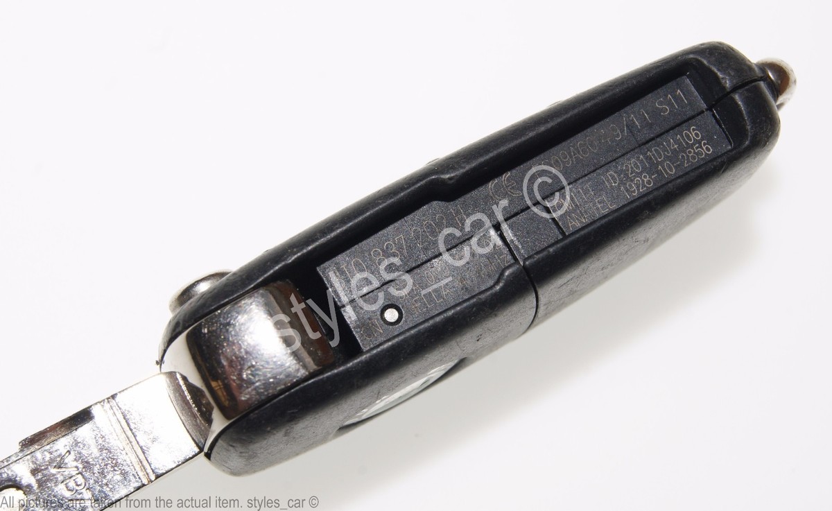 Genuine Skoda VW Volkswagen Seat Ford 3 Button Flip Key Fob