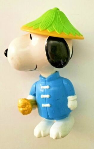 Snoopy Action Figure 3 Inch High  - Foto 1 di 5