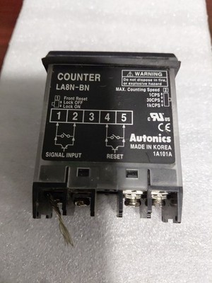  LA8N-BN Autonics Counter, Totalizer, LCD, 1/32 DIN, 8-Digit, No Voltage Input