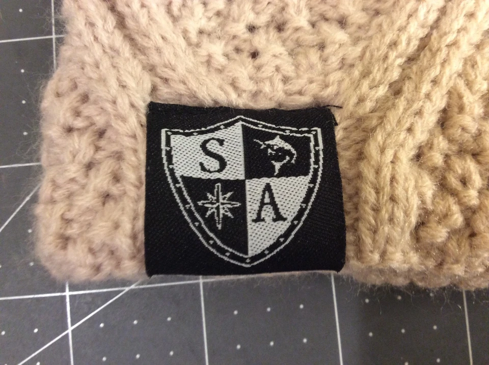 Gorro tejido Salt Armour tostado Foto 3 de 3