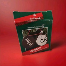 Hallmark Oreo Chocolate Sandwich Cookie ho ho ho Santa 1986 Nabisco Ornament