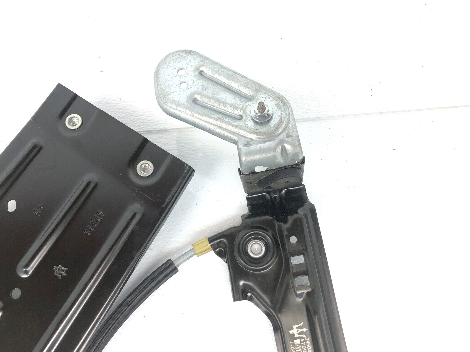 2014-2021 MASERATI QUATTROPORTE LEFT DRIVER REAR DOOR WINDOW REGULATOR W/ MOTOR.