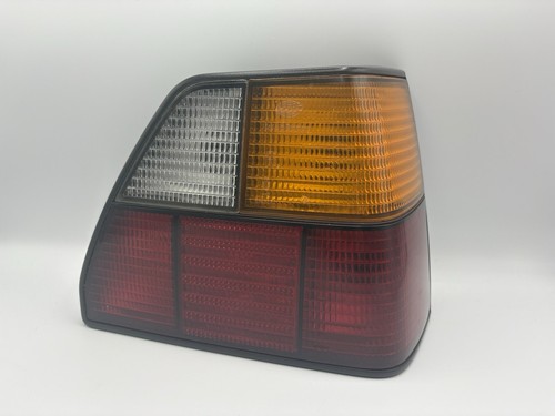 VW Golf 2 II 19E Rücklicht Heckleuchte Rückleuchte Leuchte rechts 191945112A