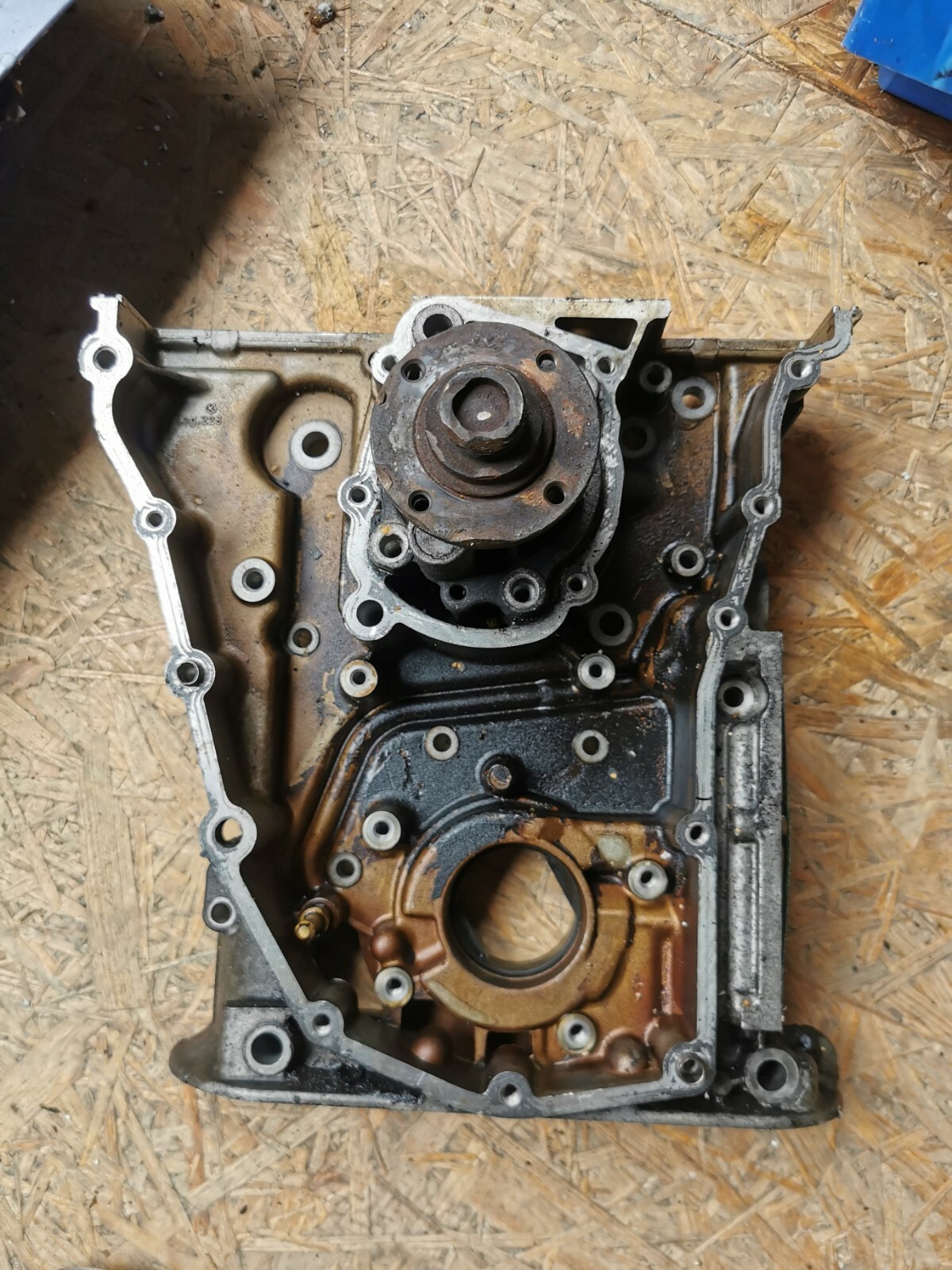 BMW E36 318ti 318is Z3 1.9 M44 M44B19 ENGINE OIL PUMP TIMING CHAIN CASE