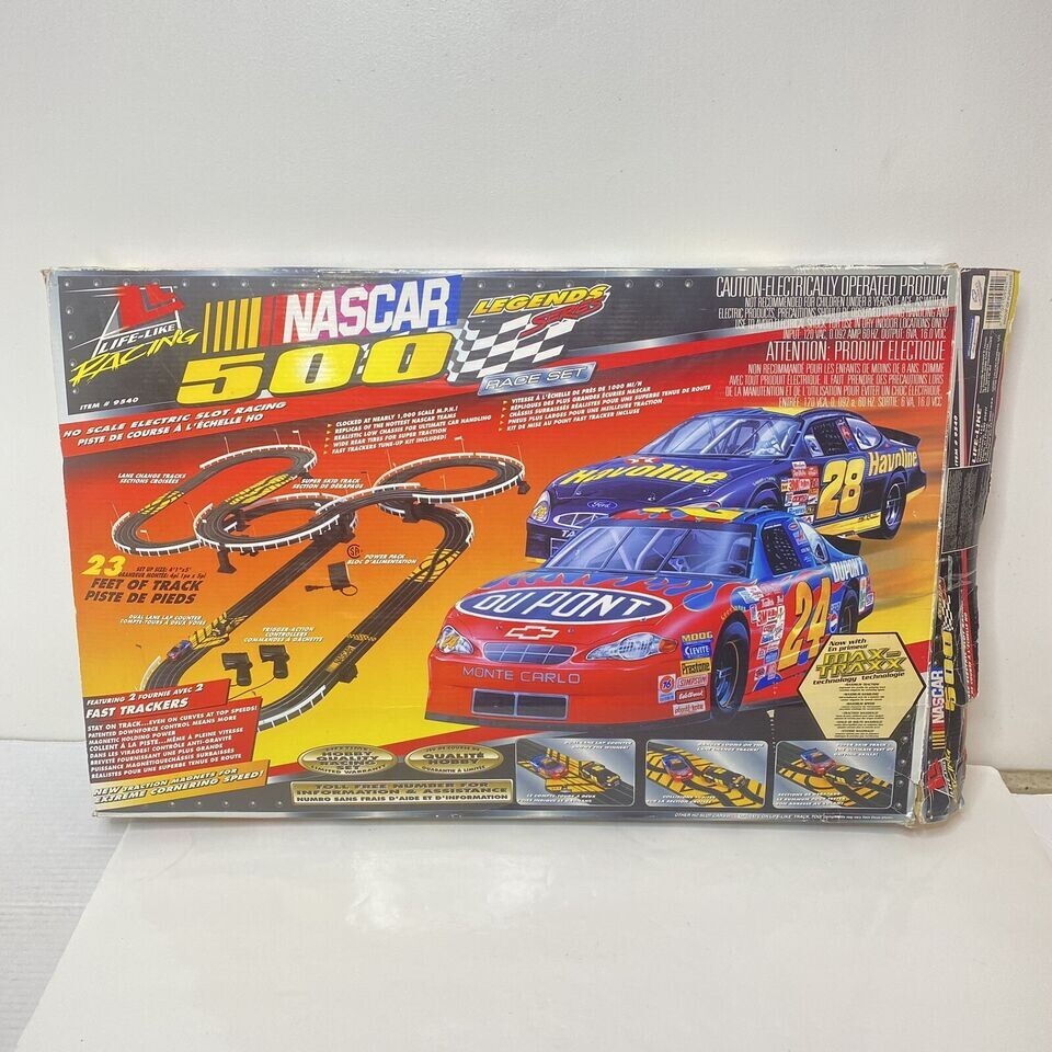 Lifelike Racing NASCAR 500 Legends Series Slot Car Race Set Missing