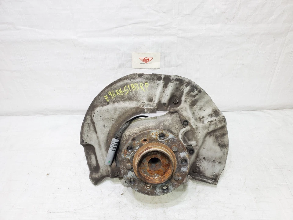 2006-2010 BMW M5 Front Right Passenger Spindle Knuckle Wheel Hub 31-21-2-282-880 Foto 2 de 4