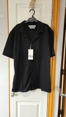 ZARA schwarzes kurzärmliges Herrenhemd und Shorts Set, Größe M, neu mit Etikett