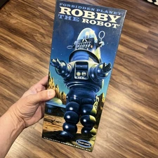 NEW Forbidden Planet Robby the Robot Model Kit Polar Lights, 2009 
