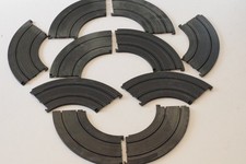 AURORA AFX 2518  Ten pieces   6" Radius Curve 2 Broken Tabs