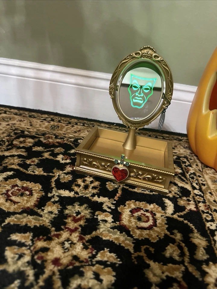 Cuerpo de baño Disney Villanos Reina malvada Espejo mágico Blancanieves Princesa Tocador Foto 2 de 4