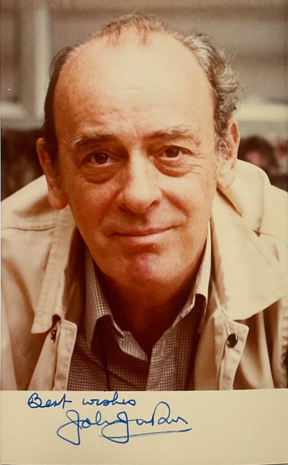 JOHN JUNKIN ( Sam and Janet ) Genuine Handsigned Photograph 5.5 x 3.5 - Image 2 of 3