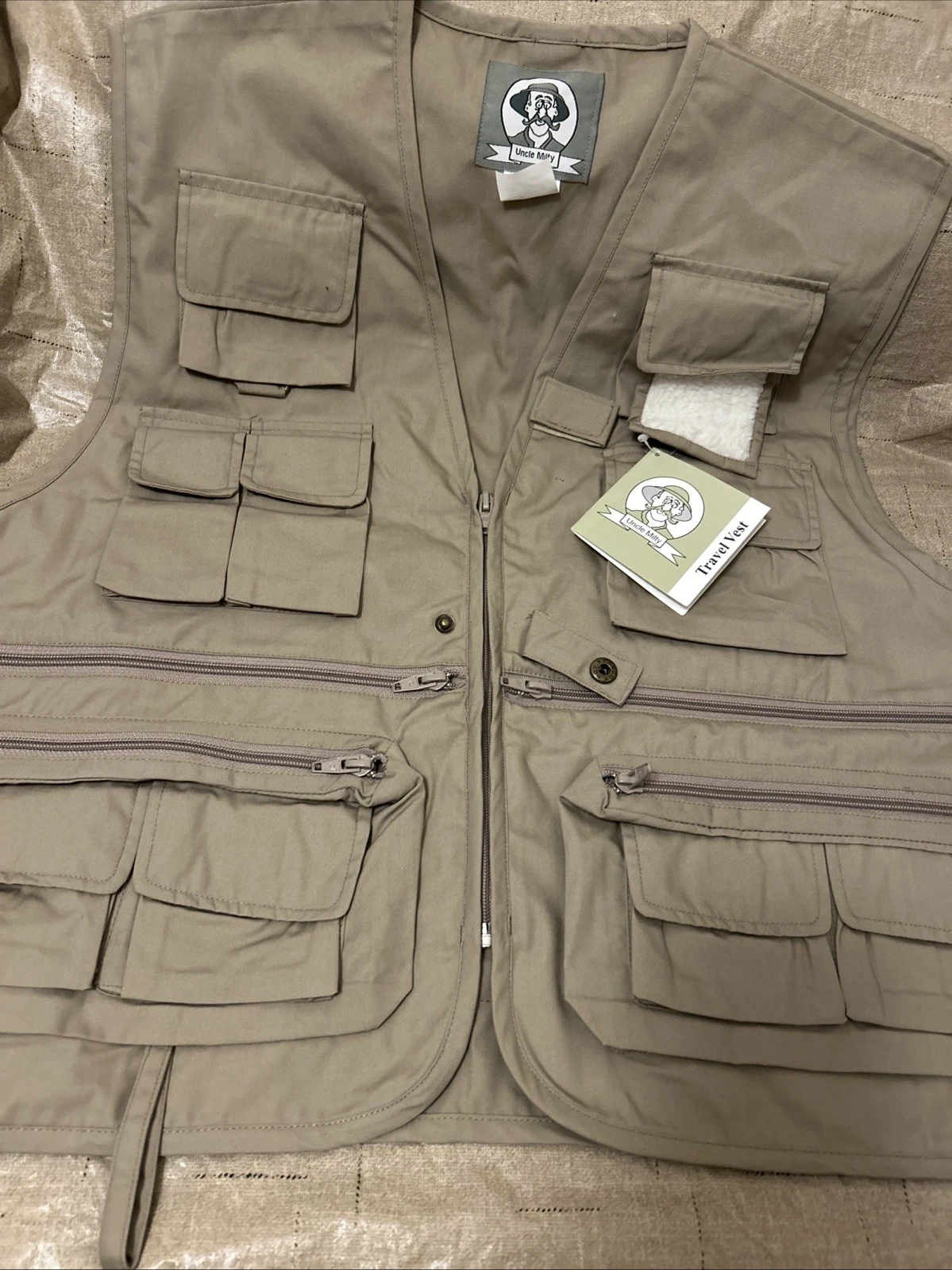 NWT Uncle Milty Khaki Travel Vest Size SMALL