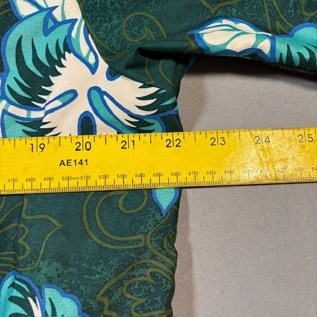 Flipbox 男式绿色/蓝色花卉夏威夷短袖纽扣衬衫 M 码 — 第 4/4 张图片