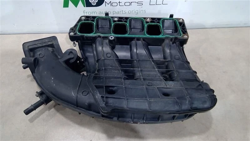 Ford Transit 150 2015-2017 colector de admisión FL3E-9424-LB Foto 3 de 4