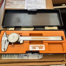 Micrómetro NSK Dial Vernier Caliper 6” Caja Original .001” Usado Con Estuche