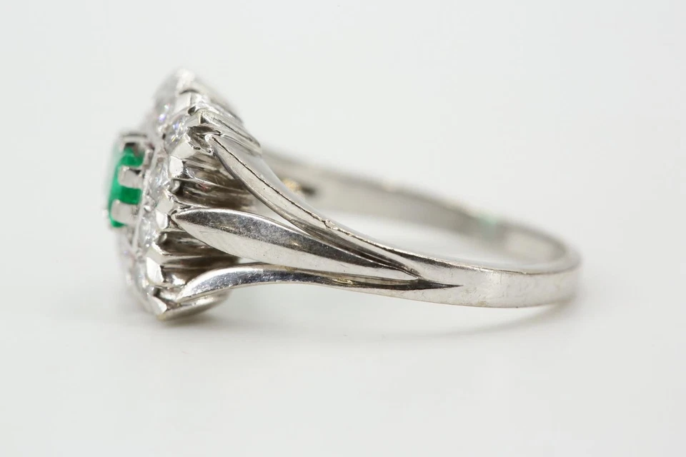 0,60 ct. Brillant Ring 750 Gold Smaragd 0,40 ct. Diamanten VS1 G Ringgröße 57 - Bild 2 von 4