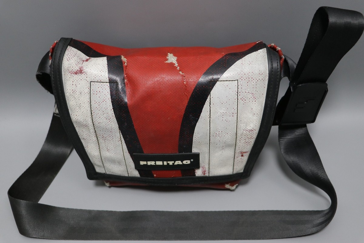 【新品同様】　FREITAG F11 LASSIE　インディゴ×ホワイト F11 LASSIE | 095465 | FREITAG