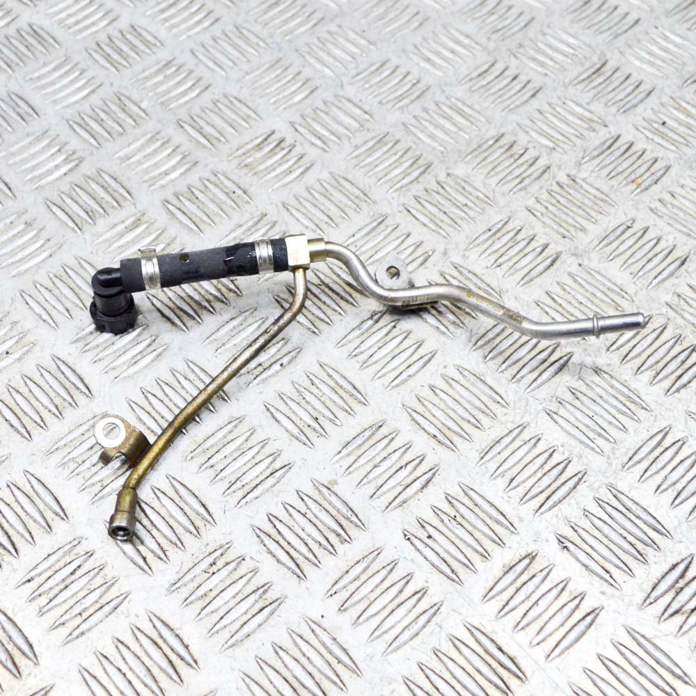 LAND ROVER DISCOVERY L462 3.0 D300 MHEV Fuel Pipe Line Hose K6D3