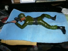 crawling gi joe toy