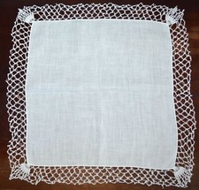 VINTAGE HANKY HANDKERCHIEF WHITE ON WHITE HAND CROCHET EDGING LOVERS KNOT