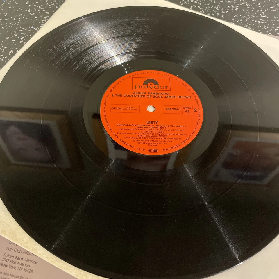 Afrika Bambaataa & James Brown - Unity - Vinyl 12” Maxi EP - 1984 - Hip Hop - Изображение 4 из 4