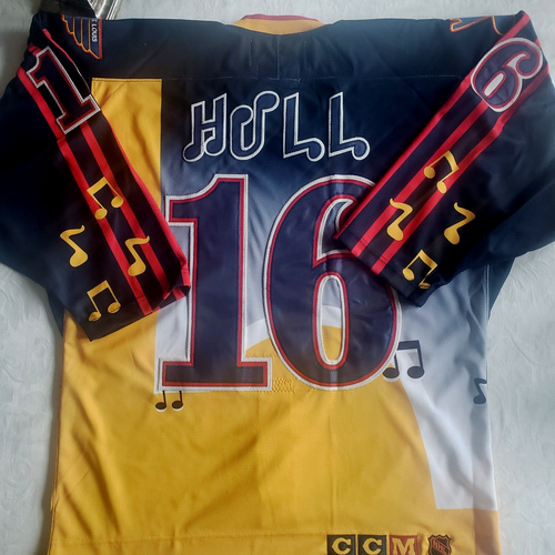BRETT HULL Never Used St. Louis Blues 95/96 "THE TRUMPETER" Pro Jersey sz 48 - Picture 6 of 10