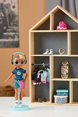 L.O.L. Surprise! OMG Guys Fashion Doll Cool Lev with 20 L.O.L. Surprise! OMG Guys Fashion Doll Cool Lev with 20
