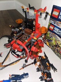 LEGO Nexo Knights Jestro&rsquo;s Evil Mobile Set 70316 & Moltor&rsquo;s Lava Smasher 70313