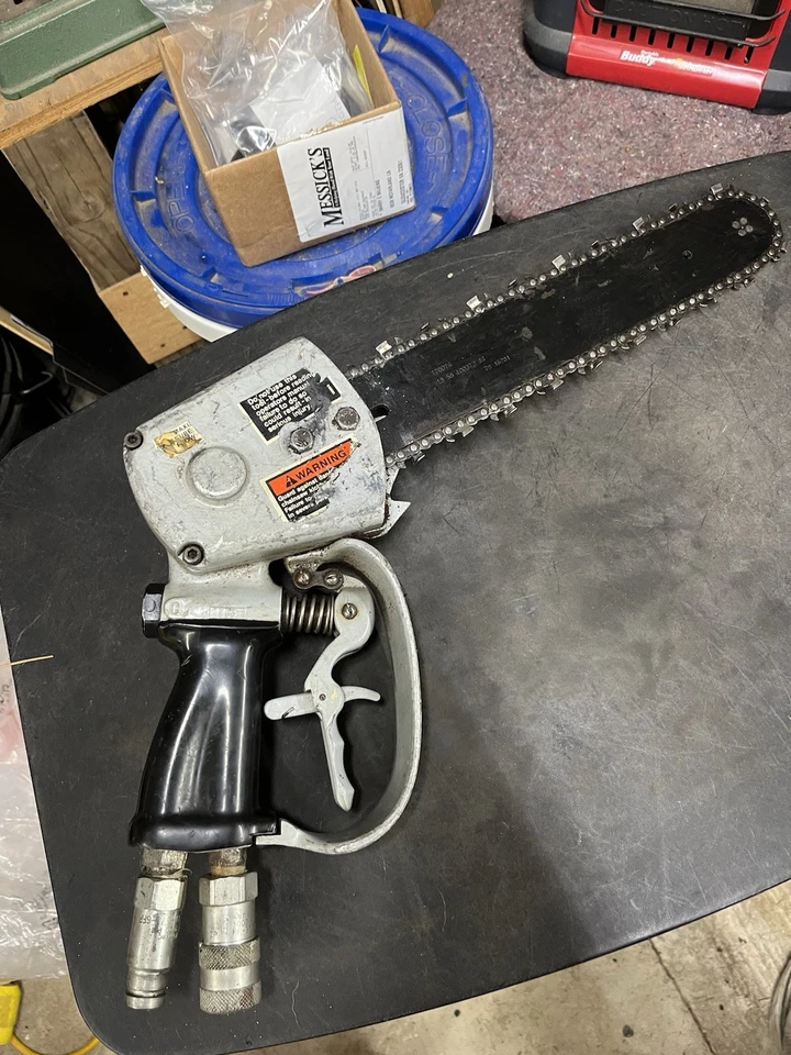 Greenlee Fairmont 12 inch Hydraulic Chain Saw Nice Shape Model 43179 - Image 2 of 4