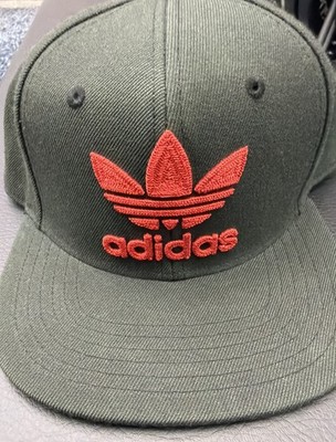 Adidas Originals Trefoil Chain Snapback Black/Red. Size Adjustable Flat Rim  Hat