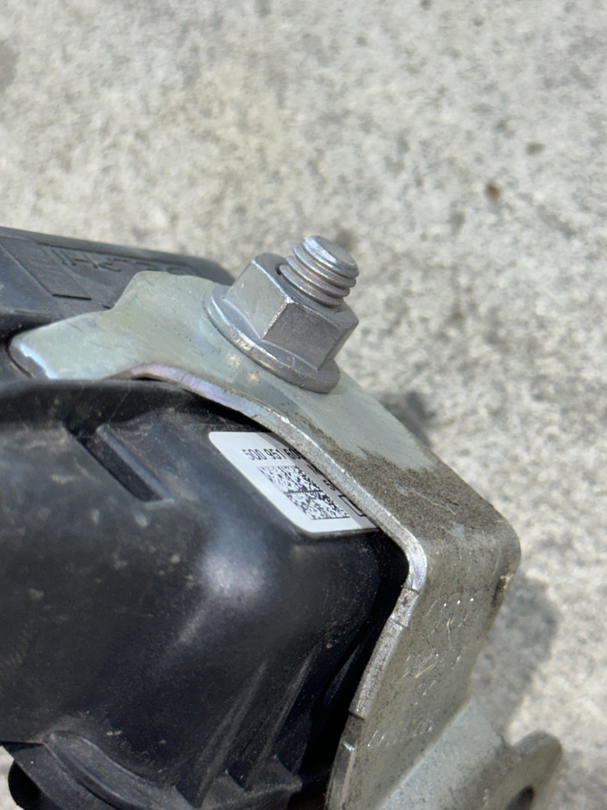 Lamborghini Urus 2018 Anti-lift sensor P/N 5Q0951605