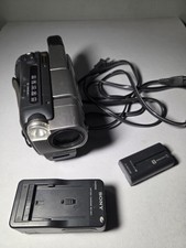 Sony Handycam CCD-TR517 Video8 Camcorder Night Vision 200x Zoom LCD