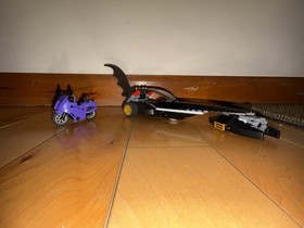 LEGO Batman Dragster: Catwoman Pursuit Set 7779 Complete with Minfigs