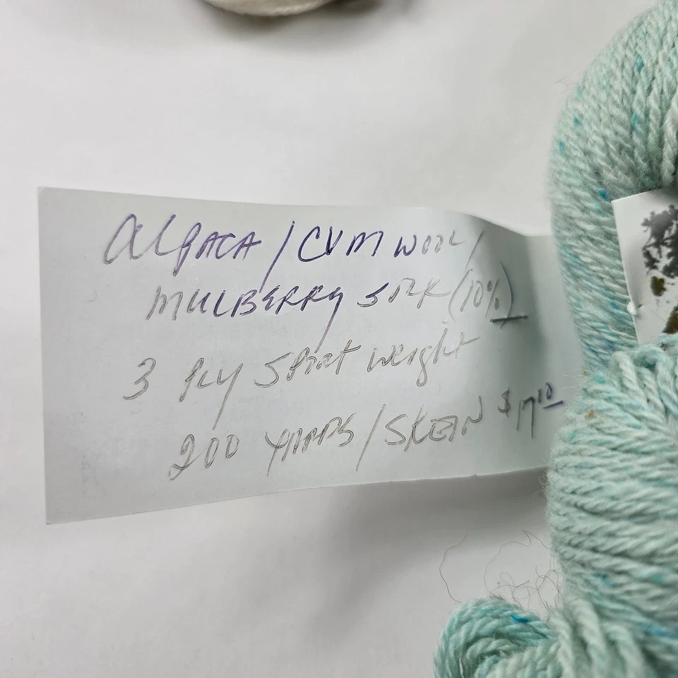Смешанный лот Prairies Edge Farm DK Sport Альпака Шелк Як Зеленый Кремовый Коричневый 200 ярдов - Изображение 3 из 4