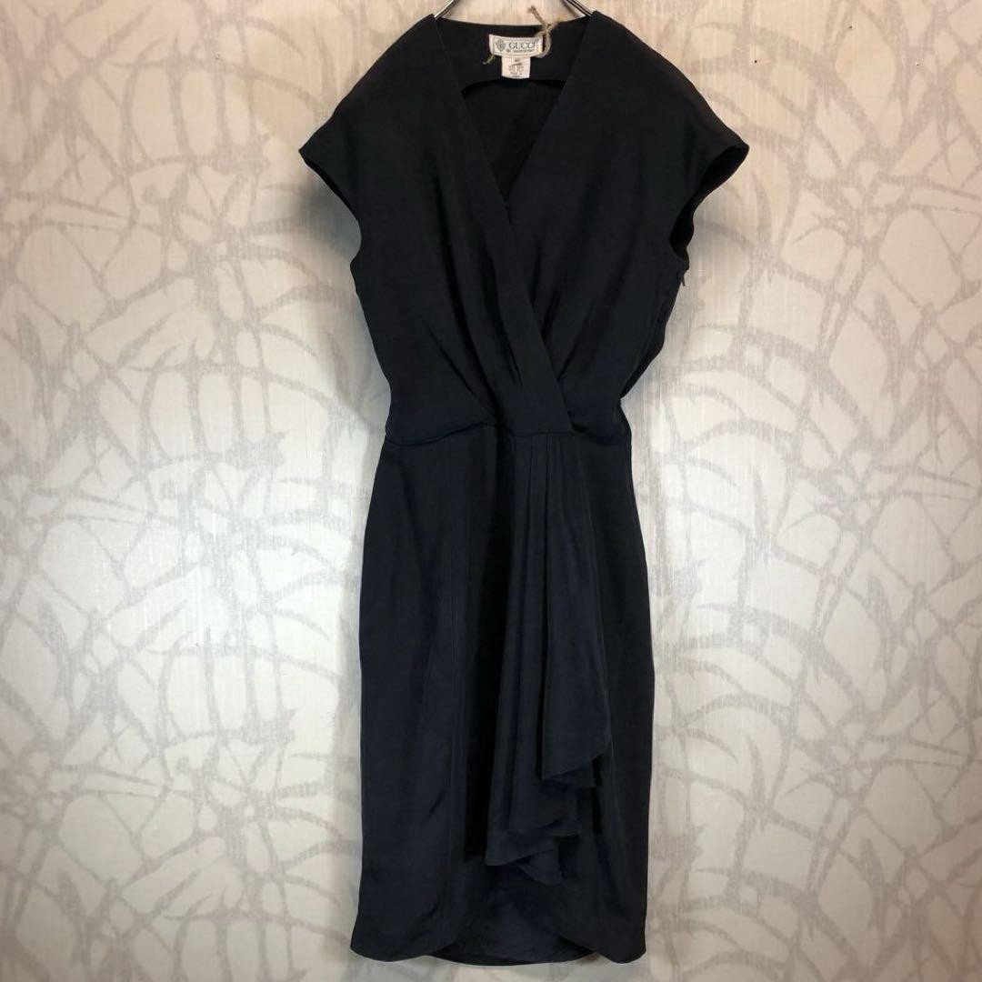GUCCI Oldgucci 90S Vintage One Piece Silk Black size 40 made GUCCI Oldgucci 90S Vintage One Piece Silk Black size 40 made