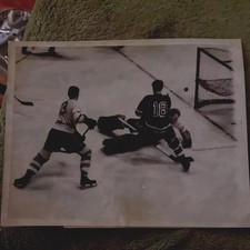 1949 GUS MORTSON NHL HOCKEY PHOTO TURK BRODA GOALIE MSG TYPE 1 AHL OHA WHA WHL