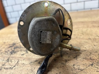Kawasaki zx10r Ninja 1000 OEM FUEL PUMP SENDING UNIT Gas 2005 2004