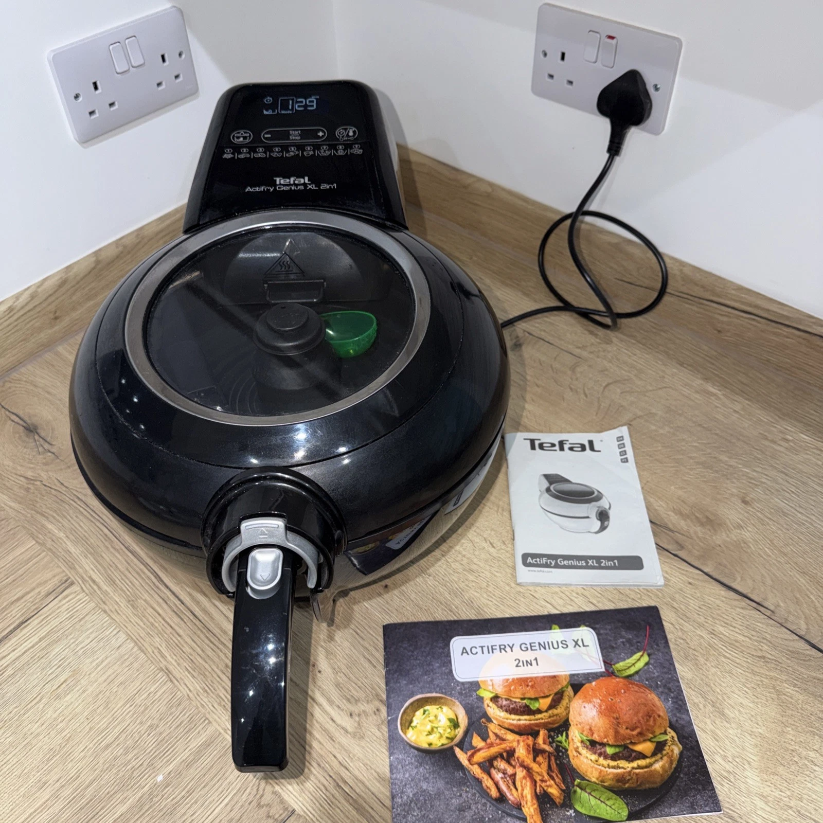 Tefal Actifry Genius XL 2-in-1 Health Air Fryer Cooker Black Two Layer Working
Opens in a new window