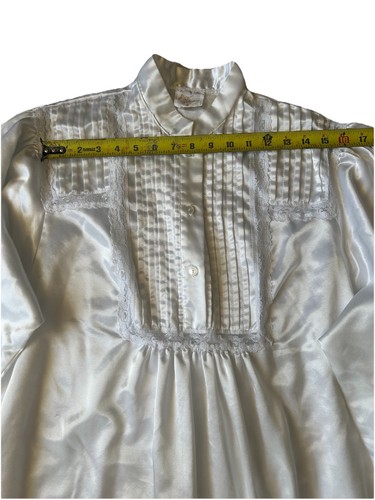 VTG Ilise Stevens White Satin Long Nightgown Victorian Style Flannel Line Lace - Picture 6 of 7
