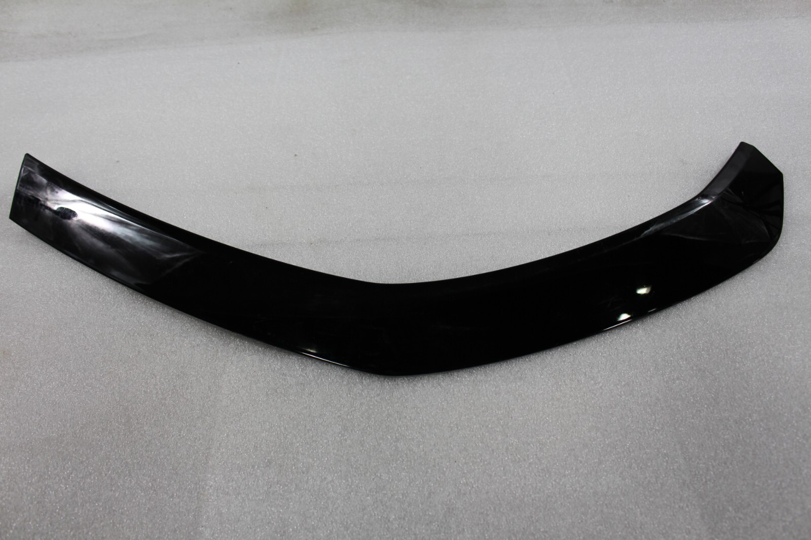 Lamborghini Urus, RH, Rear Wheel Arch Cover, Scratches, Used, P/N 4ML853818