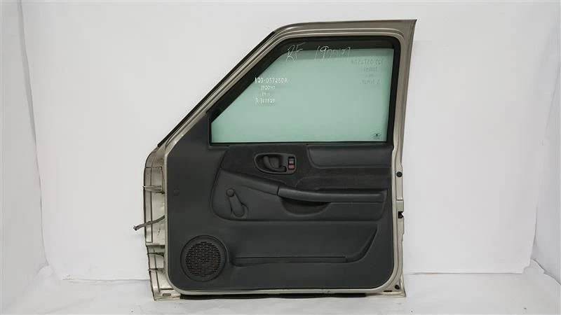 Front Right Door OEM 1998 1999 2000 2001 2002 2003 2004 2005 GMC S15 Jimmy 2WD - Image 4 of 4