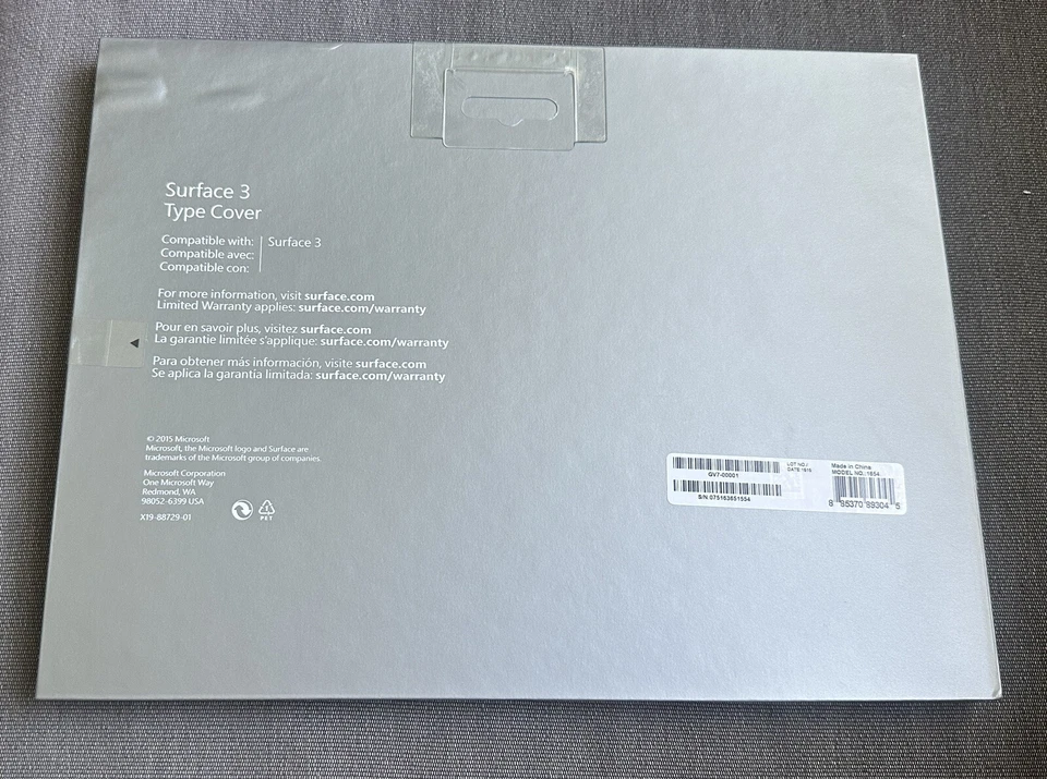 Microsoft Surface 3 Type Cover Keyboard (Model 1654) - Black (GV7-00001) - Image 3 of 4