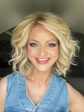 Short Body Wave Ombre Blonde Remy Human Hair Lace Front Wigs Pre Pluck Glueless