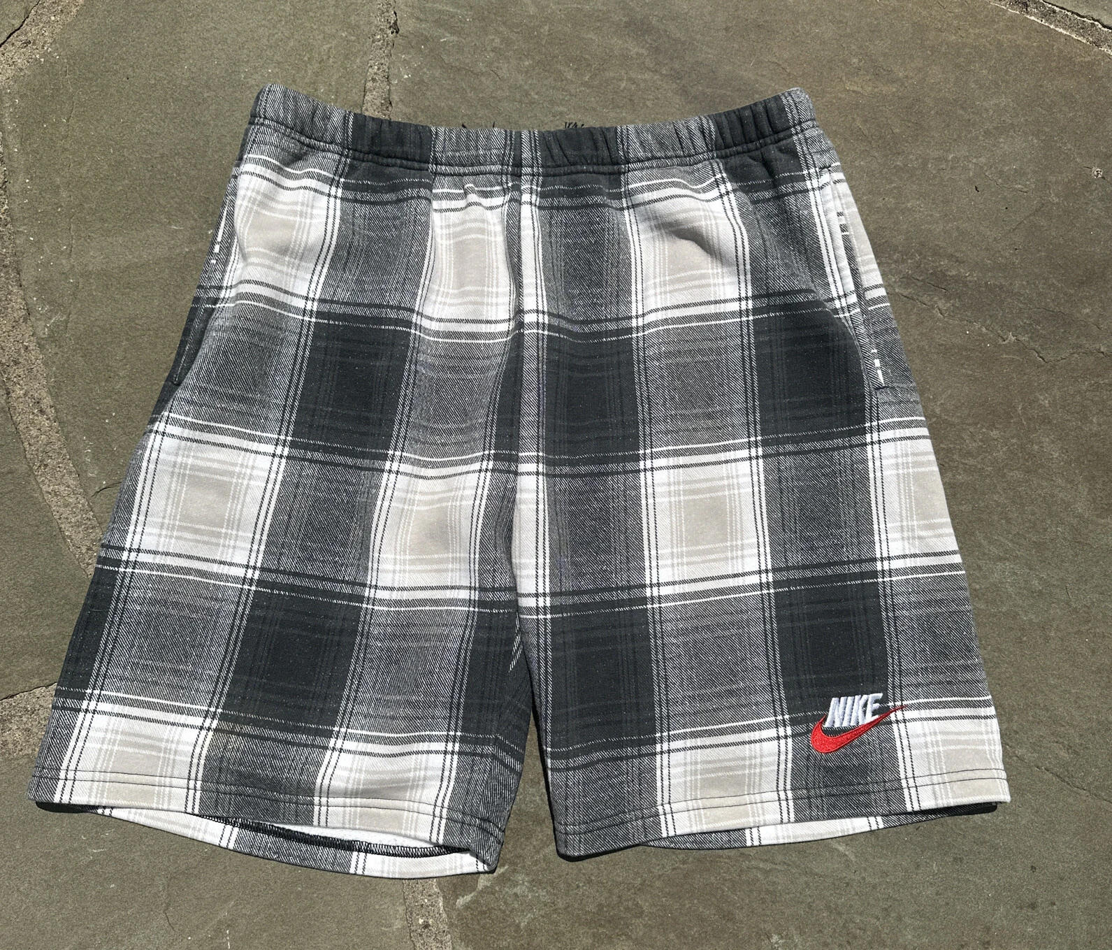 Short de sweatshort noir Nike Supreme   Medium