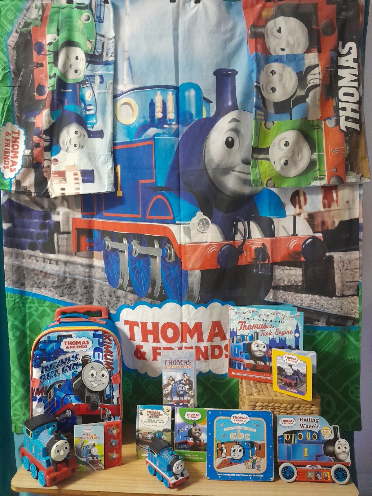 Picture 3 of 24